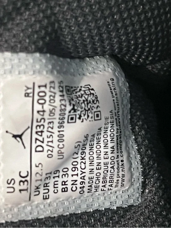 Nike Air Jordan’s Kids Black Athletic Sneakers with Velcro Strap Size 13 C - Picture 8 of 10